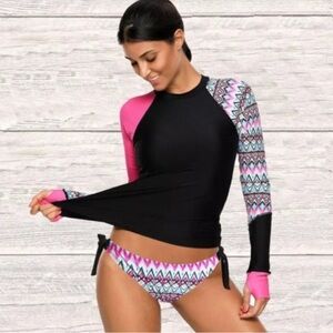 Juniors Plus Size 2 Pcs. Black & Pink Geometric Print Rash Guard Swimsuit Sz 2XL